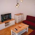 Andreya's Sea Apartment-beach, Sea Garden ,old Town, Free Parking, Free Evcharging Station Apartment