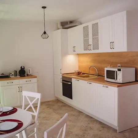 Andreya's Sea Apartment-beach, Sea Garden ,old Town, Free Parking, Free Evcharging Station Varna